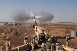 Pháo binh Iraq chiến đấu chống khủng bố