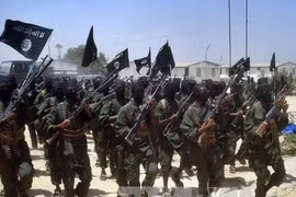 Phiến quân Shebab được huấn luyện tại khu vực Lower Shabelle, Somalia. Ảnh: AFP-TTXVN.