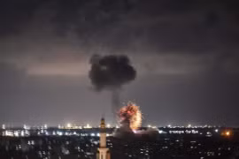 Không quân Israel không kích dải Gaza. Ảnh IDF