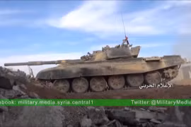 Xe tăng quân đội Syria chiến đấu trên chiến trường Đông Ghouta