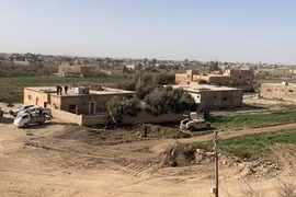 Lực lượng Dân chủ Syria (SDF) trên vùng ngoại ô thị trấn al-Baghuz al-Fawqani. Ảnh: South Front.