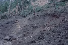 Hình ảnh vụ không kích của Ấn Độ, rơi vào vùng trống ở Jammu và Kashmir.