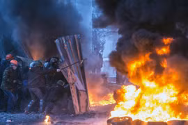 Cuộc biểu tình tại quảng trường Maidan hồi đầu năm 2014 đã nhanh chóng biến thành bạo động. 