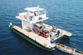 Nguyên mẫu Sea Combine của Sea6 Energy hoạt động trên một trang trại trồng rong biển ngoài khơi Indonesia. Ảnh CNN
