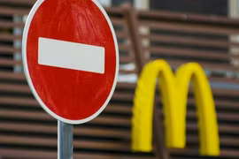 McDonald's đóng cửa hàng tại Nga lần đầu tiên trong lịch sử 