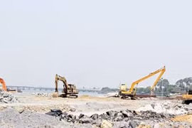 'Qua mặt' chính quyền quá dễ