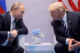 Cuộc gặp kéo dài hơn 2 giờ liên tiếp giữa tổng thống Mỹ Donald Trump và tổng thống Nga Vladimir Putin