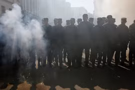 Lính tình nguyện Ukraine được điều động về thủ đô 