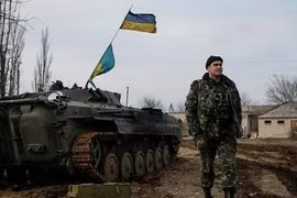 Kiev và quân ly khai lại đánh nhau dữ dội