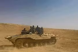 Quân đội Syria đánh chiếm 8 cao điểm gần thành phố Palmyra
