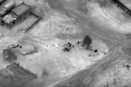 Không quân Mỹ không kích phá hủy xe tăng quân đội Syria ở Deir Ezzor