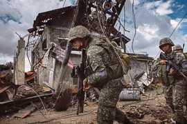 Binh sĩ Philippines trong cuộc chiến thành phố Marawi - ảnh New Straits Times