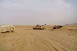 Quân đội Syria ác chiến với IS, đã có thương vong trên chiến trường Palmyra