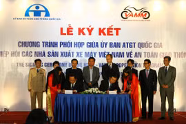 Lễ ký kết.