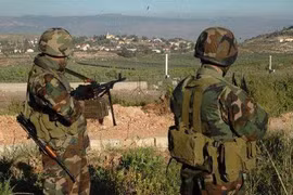 Binh sĩ quân đội Syria ở Daraa