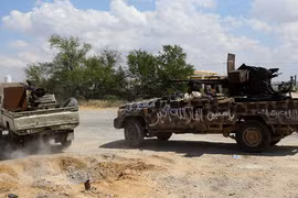 Các đơn vị quân đội LNA tiến công vào Tripoli. Ảnh minh họa South Front