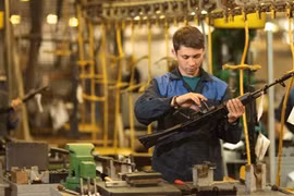 Dây chuyền sản xuất trong nhà máy của Kalashnikov Concern.