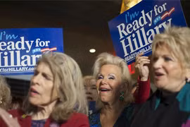 Nhiều Nhiều cử tri nữ sẽ ủng hộ bà Clinton.
