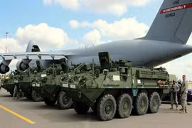 Xe bọc thép Stryker được Mỹ triển khai tới châu 