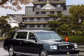 Toyota Century Royal được độ riêng cho Hoàng gia Nhật Bản. Ảnh:Innermobil.