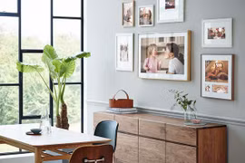 The Frame – TV Khung Tranh được xem như một sản phẩm mang tính cách mạng, giúp không gian sống trở nên đậm chất nghệ thuật hơn