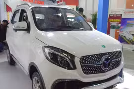 Luxing iStar với ngoại thất nhái xe Mercedes-Benz.