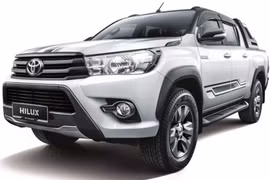 Toyota Hilux 2.4G AT limited có những khác biệt nhẹ ở ngoại thất.