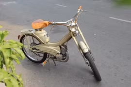 Bản phục dựng Mobylette AV44 1960 tại Sài Gòn.