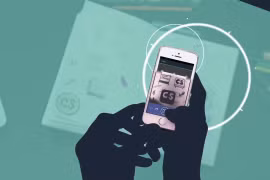 Với hơn 100 triệu lượt tải, CamScanner là một trong những ứng dụng quét tài liệu phổ biến nhất trên Play Store. Tuy nhiên ứng dụng đã bị gỡ xuống do chứa mã độc.
