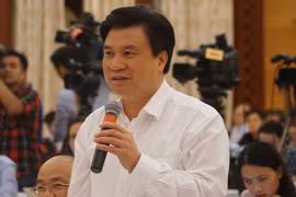 Thứ trưởng Bộ GD&ĐT Nguyễn Hữu Độ.