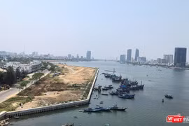 Đà Nẵng cho biết sẽ tiến hành rà soát toàn bộ các dự án lấn sông Hàn