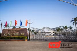 UBND TP Đà Nẵng đã đầu tư hơn 160 tỷ đồng và đang khẩn trương Cải tạo Trung tâm hội chợ triển lãm thành Trung tâm báo chí phục vụ công tác truyền thông tại Tuần lễ cấp cao APEC 2017