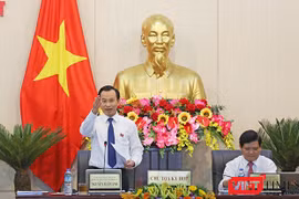 Bí thư Thành ủy, Chủ tịch HĐND TP Đà Nẵng Nguyễn Xuân Anh chủ trì Kỳ họp