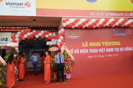 UBND TP Đà Nẵng vừa có văn bản yêu cầu Công ty TNHH MTV Xổ số điện toán Việt Nam (Vietlott) không được phân phối vé cho người bán dạo để bán lại nhằm đảm bảo ổn định thị trường.