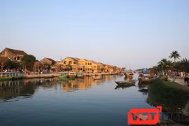 UBND TP Hội An (Quảng Nam) vừa kêu gọi đóng góp xây dựng Công viên-Đài tưởng niệm với tổng kinh phí 32 tỷ đồng trên diện tích 3,5ha bên bờ sông Đình (thôn Võng Nhi, xã Cẩm Thanh, TP Hội An) (ảnh Xuân Mai)