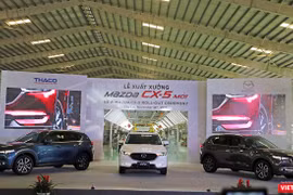 Sáng 18/11, tại Khu phức hợp Chu Lai-Trường Hải (Quảng Nam), Công ty CP Ô tô Trường Hải (Thaco) đã chính thức ra mắt mẫu xe Mazda CX-5 hoàn toàn mới với nhiều cải tiến vượt trội