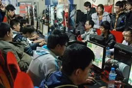 Trở thành chủ bang hội, quản lý cả trăm hoặc ngàn người, được chơi game cả ngày và mỗi năm nhận lương khoảng 100.000 nhân dân tệ
