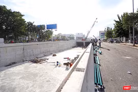 Theo ông Lê Văn Trung, Giám đốc Sở Giao thông vận tải TP Đà Nẵng, Dự án hầm chui Điện Biên Phủ-Nguyễn Tri Phương đã hoàn thành 90% khối lượng