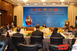 Sáng 1/8, tại TP Đà Nẵng, Hội nghị quan chức cấp cao các nước Campuchia, Lào, Myanmar, Thái Lan và chủ nhà Việt Nam về hợp tác lao động với chủ đề "Thúc đẩy phát triển nguồn nhân lực và việc làm bền vững cho người lao động di cư" đã diễn ra với sự tham dự