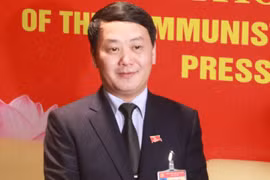 Ông Hầu A Lềnh - Uỷ viên Trung ương Đảng, Phó chủ tịch, Tổng thư ký Uỷ ban Trung ương MTTQ Việt Nam.
