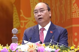 Uỷ viên Bộ Chính trị, Thủ tướng Chính phủ Nguyễn Xuân Phúc phát biểu tại phiên khai mạc Đại hội XIII của Đảng.