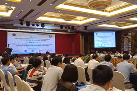 Các chuyên gia chia sẻ kinh nghiệm và các biện pháp tăng cường phòng chống bệnh dại tại địa phương.