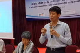 Ông Nguyễn Văn Bình - Phó Vụ trưởng Vụ Pháp chế, Bộ LĐ-TB&XH chia sẻ tại buổi hội thảo sáng 15/5.