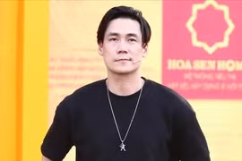 Ông Phạm Khánh Phương ( ca sĩ Khánh Phương)