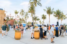 U60 về biển nạp “Vitamin sea”, tận hưởng những trải nghiệm “không tuổi”