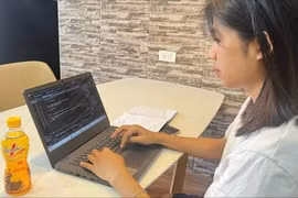 Người lao động chật vật chạy đua với “deadline” cuối năm 