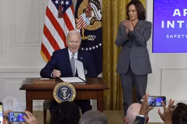 Cựu Tổng thống Mỹ Joe Biden và cựu Phó Tổng thống Kamala Harris. Ảnh: Getty.
