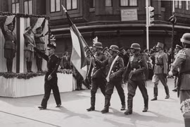 Lính tình nguyện Hà Lan thuộc Waffen SS ở Hague năm 1941 (Ảnh: RT)