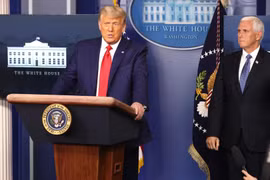 Tổng thống Trump tin rằng Phó Tổng thống Mike Pence có thể giúp ông đảo ngược kết quả bầu cử (Ảnh: Getty)