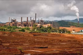 Một khu mỏ khai thác nickel ở Indonesia (Ảnh: Alamy)